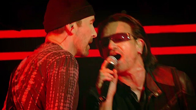 U2、『How To Dismantle An Atomic Bomb』20周年盤より「Vertigo」のライブ映像公開 