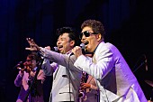 在日ファンク「＜ライブレポート＞在日ファンクが初のビルボードライブ公演、JBファンクの系譜を魅せつける圧巻のパフォーマンスを披露」1枚目/13