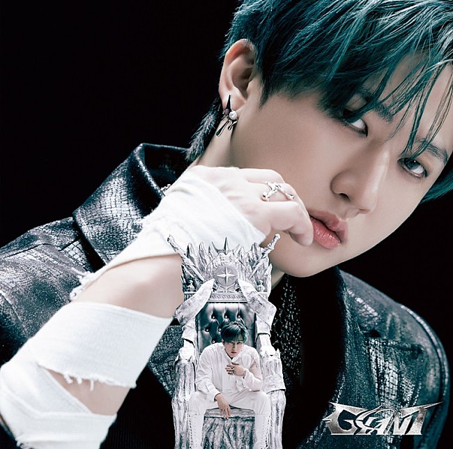 Stray Kids「Stray Kids アルバム『GIANT』FANCLUB会員限定盤
Changbin」6枚目/12