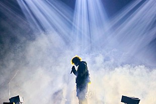 「Vaundy最大規模のアリーナツアー開幕、“VAWS MEMBERS”限定の全国ホールツアー開催発表」