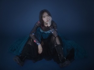 「十明、1stアルバム『変身のレシピ』より「君のヒーロー」先行配信スタート」