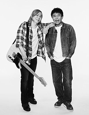 「H Jungle With t、デビュー30周年を迎え豪華仕様の記念アルバムリリース決定」