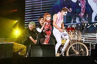 「ゴールデンボンバーの20周年アリーナライブ【旧作-kyusaku-】レポートが到着、人間習字や溶接に再挑戦」