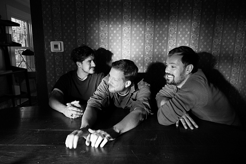 マムフォード＆サンズ、5thアルバム『ラシュミア』を3/28にリリース