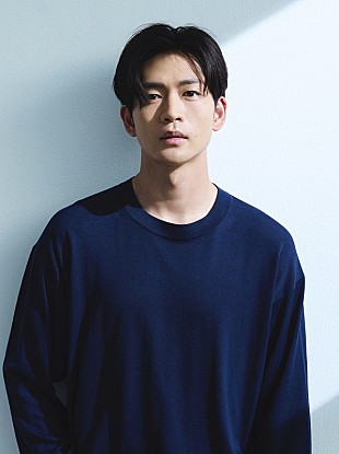 「松下洸平、千鳥ノブ／菅田将暉／東京03／吉高由里子ら全28組のゲストを迎えた対談連載が書籍化」