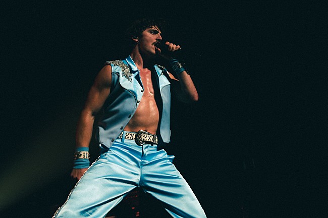 「＜ライブレポート＞ベンソン・ブーン、圧倒的な歌声とエネルギーを届けた初来日公演　「Beautiful Things」大合唱」1枚目/7