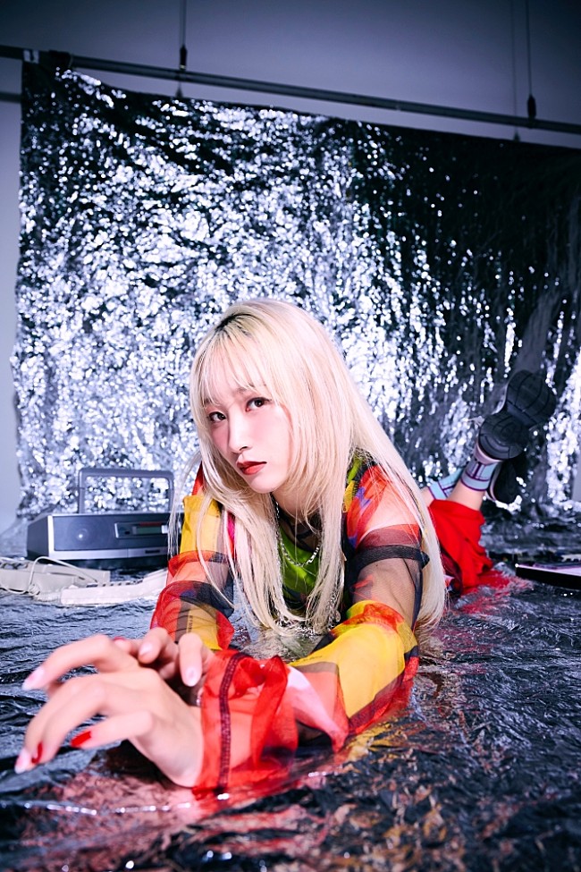 「乃紫、“まいはに”プロデュース小説とのコラボ楽曲「ヒロインになるまでは」配信リリース」1枚目/2