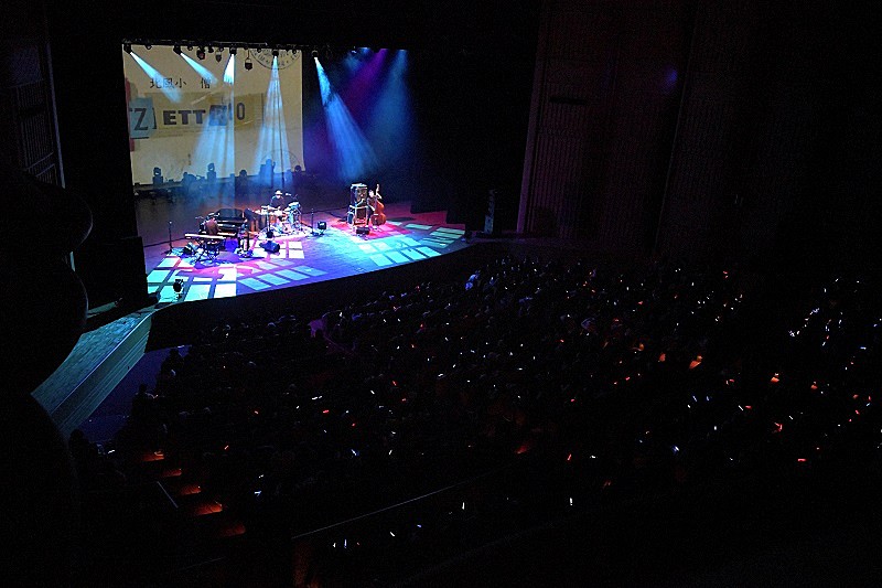 「Photo by Tomo Segawa」2枚目/11