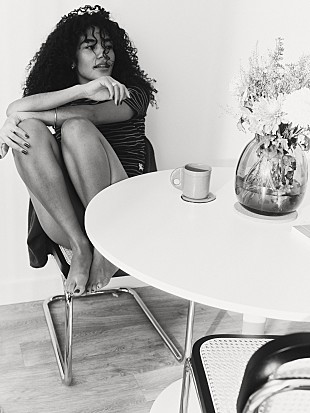 「オリヴィア・ディーン、映画『ブリジット・ジョーンズの日記』最新作のために新曲描き下ろし」