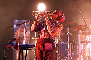 「アンドレ3000、スライ＆ザ・ファミリー・ストーンがアウトキャストに与えた影響について振り返る」