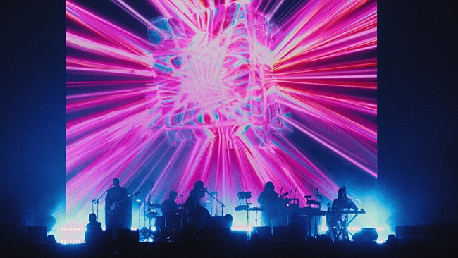 「Kroi、初のアリーナワンマンより「Hyper」ライブ映像を公開」1枚目/2