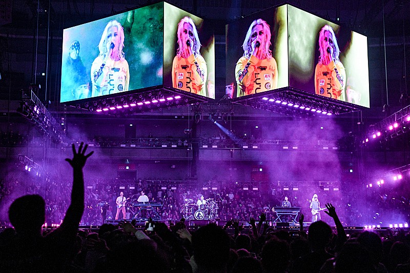 ＜ライブレポート＞新生リンキン・パーク、12年ぶりの来日公演で轟かせた圧巻のラウド・ミュージック 