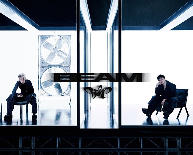 「SEVENTEENのユニット・HxW、光と存在感で魅せるオフィシャルフォト「＋（plus）」公開」1枚目/7