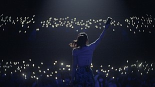 「阿部真央、15周年ファイナル公演より「Somebody Else Now」の映像公開　FM802にてライブ音源先行OAも」