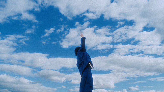 「「BOW AND ARROW」MVサムネイル」4枚目/5