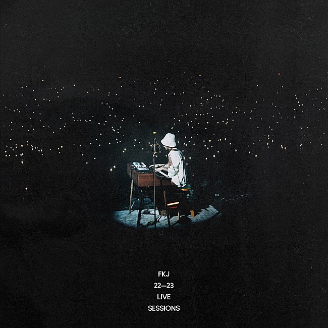 「FKJ、初のライブ作品『22_23 Live Sessions』CDリリース決定」1枚目/2