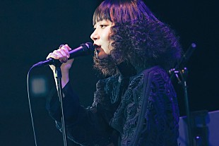 「＜ライブレポート＞三浦透子、フルバンド編成のビルボードライブ追加公演完走　個性豊かな5名で追求した音楽の可能性」