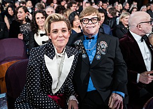 「エルトン・ジョン＆ブランディ・カーライル、『SNL』でコラボALより「リトル・リチャードのバイブル」「天使はどこに」披露」