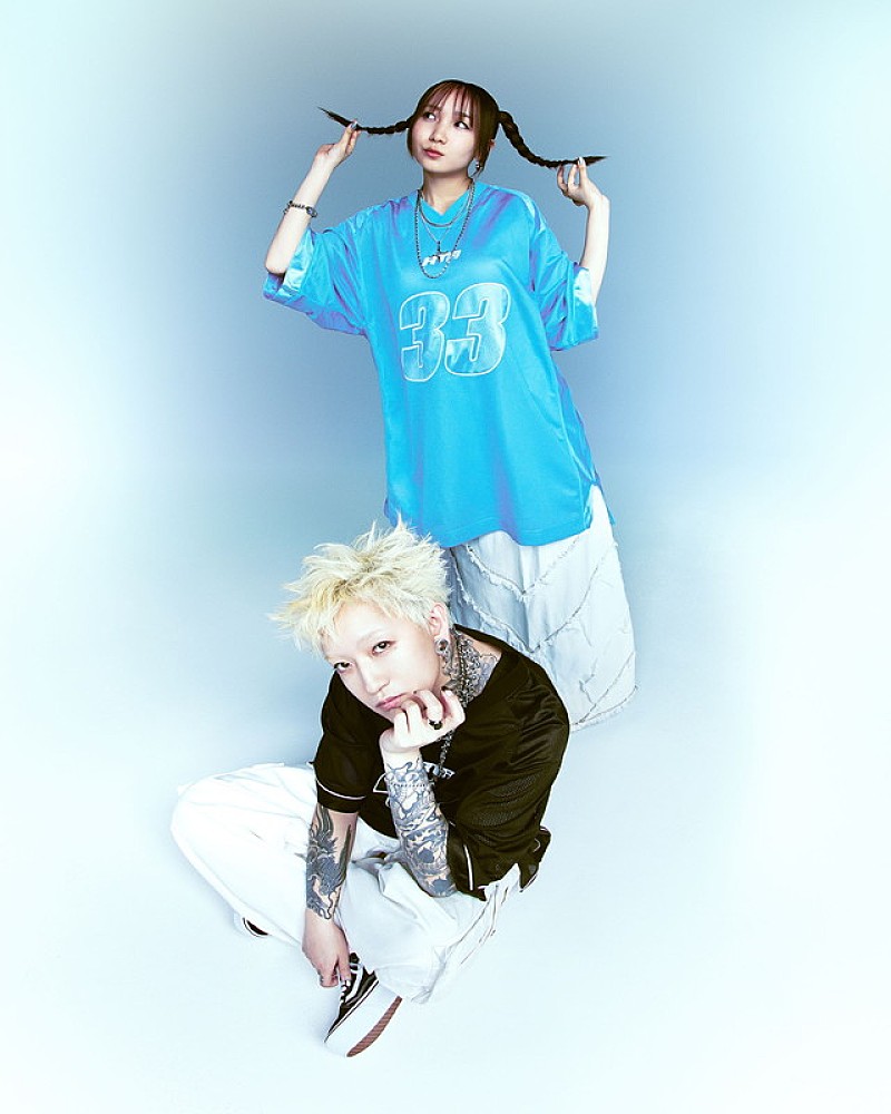 「YOASOBI」2枚目/3