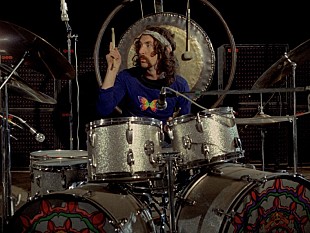 「『ピンク・フロイド・アット・ポンペイ』より「吹けよ風、呼べよ嵐 」ライブ映像公開」