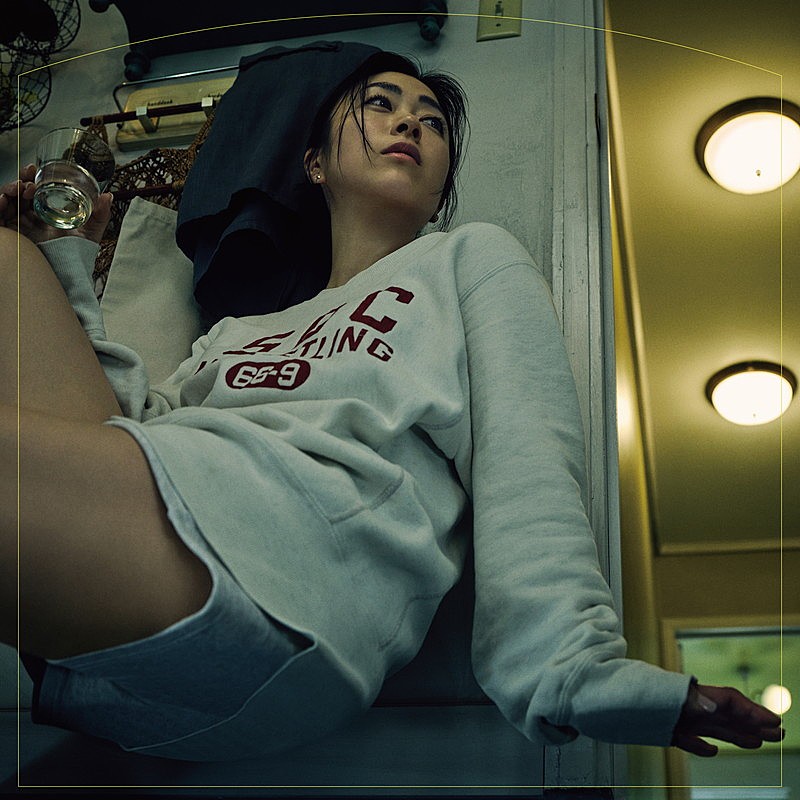 「宇多田ヒカル 配信シングル「Mine or Yours」」2枚目/4