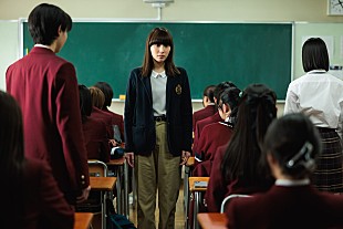 「「なんで私が神説教」“麗美”広瀬アリスが生徒同士の修羅場を鎮める　 「高校生が深夜の不倫ドラマみたいなもめ方をしてた」」