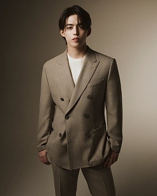 「S.COUPS（SEVENTEEN）、ファッションブランド・BOSSの新グローバルブランドアンバサダーに就任」