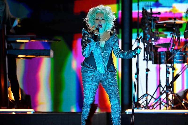 ＜ライブレポート＞シンディ・ローパー、集大成を魅せた最後の来日ツアー　愛とパワーが武道館を満たす 