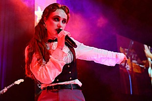 「チャペル・ローン、プロデューサーが“スマホから目を上げもしなかった”オーディションを回想」