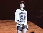 「ビリー・アイリッシュ、レディオヘッド「Creep」をオランダ公演でカバー」1枚目/1