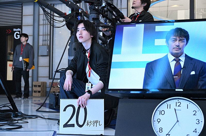 「日曜劇場「キャスタ－」「子どもだろうが大人だろうが、間違わない人はいないから」「阿部寛さんが気の毒な気がする」」1枚目/1