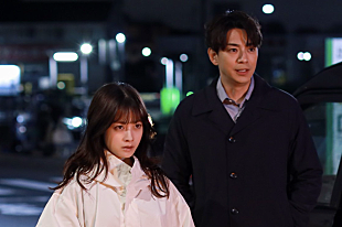 「「天久鷹央の推理カルテ」“鷹央”橋本環奈が“真鶴”佐々木希の事件を調査開始 「毎回、鷹央の名言が良い」「実写化最高！」」