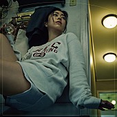 「宇多田ヒカル 配信シングル「Mine or Yours」」2枚目/3