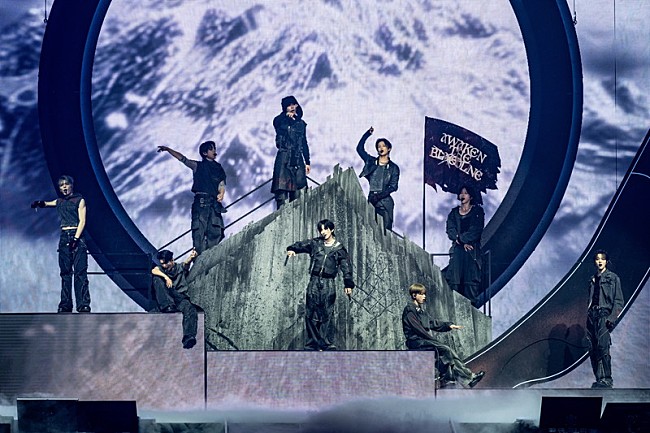 「&amp;TEAM「アンコール公演が決定しました！」、アジアツアー東京公演で発表」1枚目/6