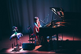 「＜ライブレポート＞ヒグチアイ「元気じゃなくてもまた会いましょう」、ピアノ弾き語りで届けた“あなた”への歌」