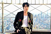 「JIN、深夜トーク番組の司会者としての腕を試す＆BTSの再結成について語る」1枚目/1
