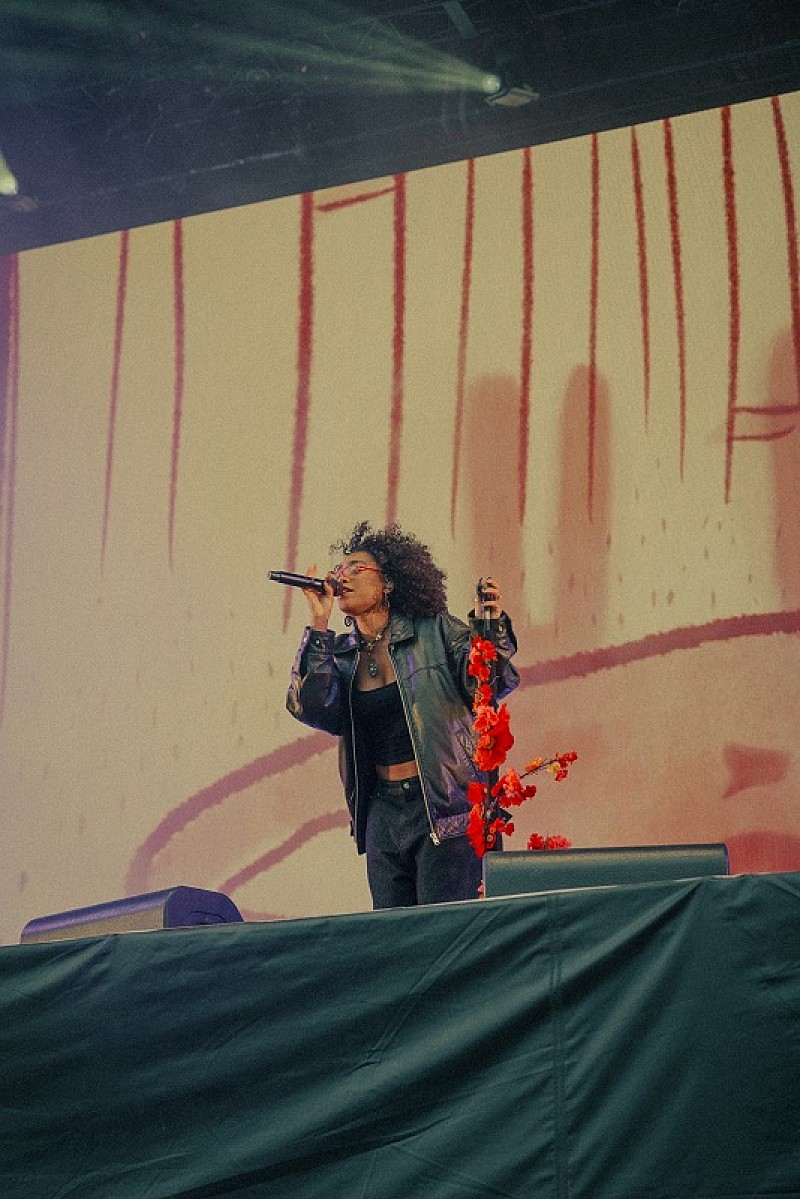 ＜ライブレポート＞UMI、2年ぶりの【GREENROOM FESTIVAL】でハピネスをシェア　藤井風カバー＆Jeremy Quartus(Nulbarich)コラボも