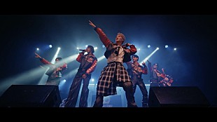 「PSYCHIC FEVER、JP THE WAVYが登場した「Just Like Dat」ロサンゼルス公演のライブ映像を公開」