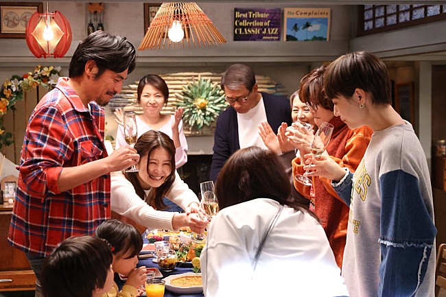 「「続・続・最後から二番目の恋」“真平”坂口憲二の重大発表、“啓子”森口博子の定年エピに涙 「真平の発表にもらい泣き」「森口博子、すごい芝居だった」」1枚目/1