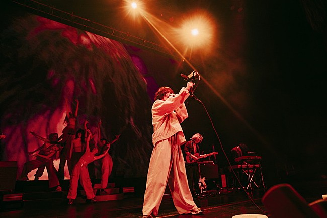 「【KENSHI YONEZU 2025 WORLD TOUR / JUNK】ライブ写真
Photo by Jiro Konami」4枚目/12