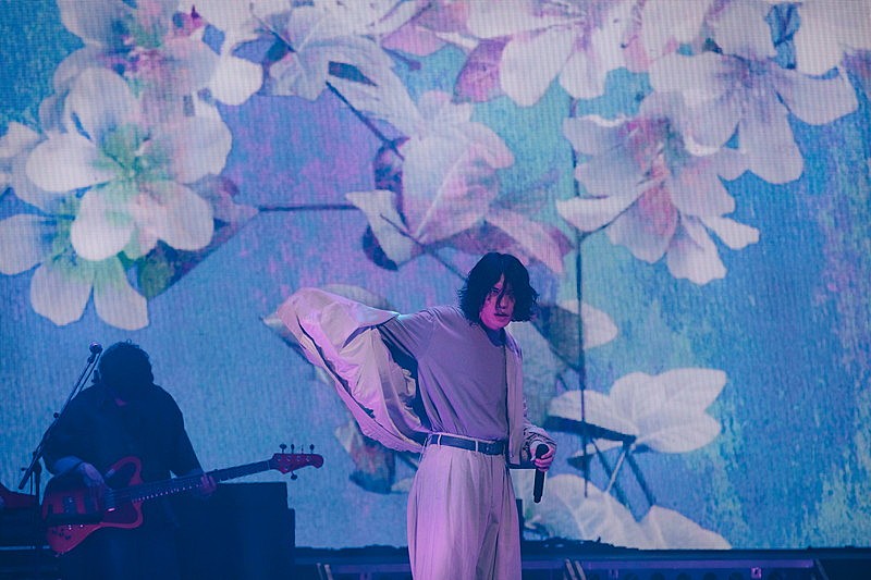 「【KENSHI YONEZU 2025 WORLD TOUR / JUNK】ライブ写真
Photo by Jiro Konami」5枚目/12