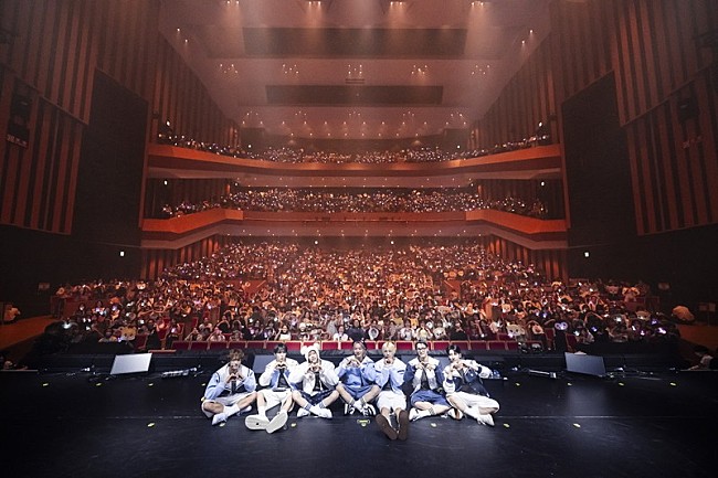 「NEXZの全国ツアー開幕、危険な匂いのする『One Bite』アートワーク公開」1枚目/15