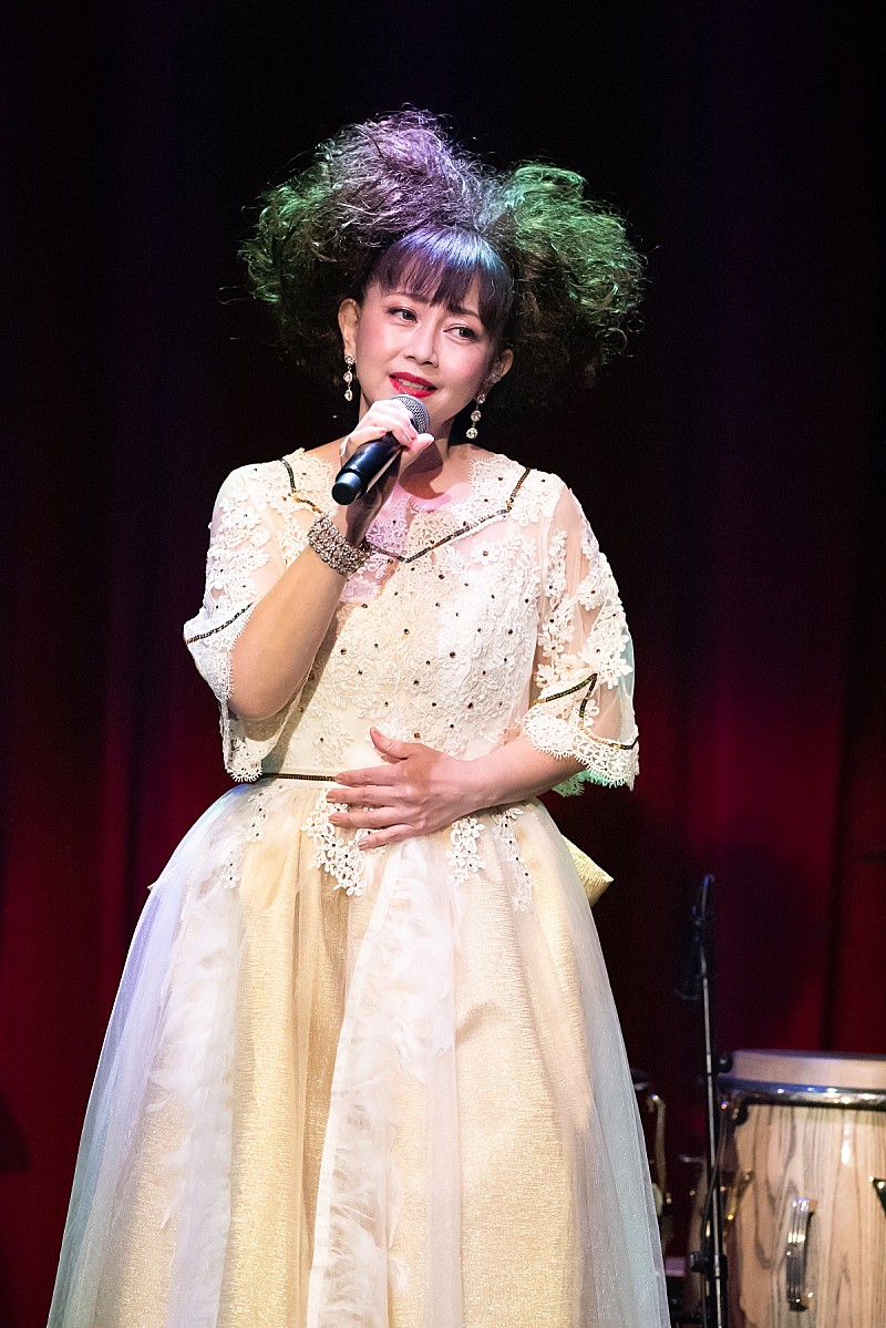 浅香唯、デビュー40周年を迎えたスペシャルライブをビルボードライブで開催決定