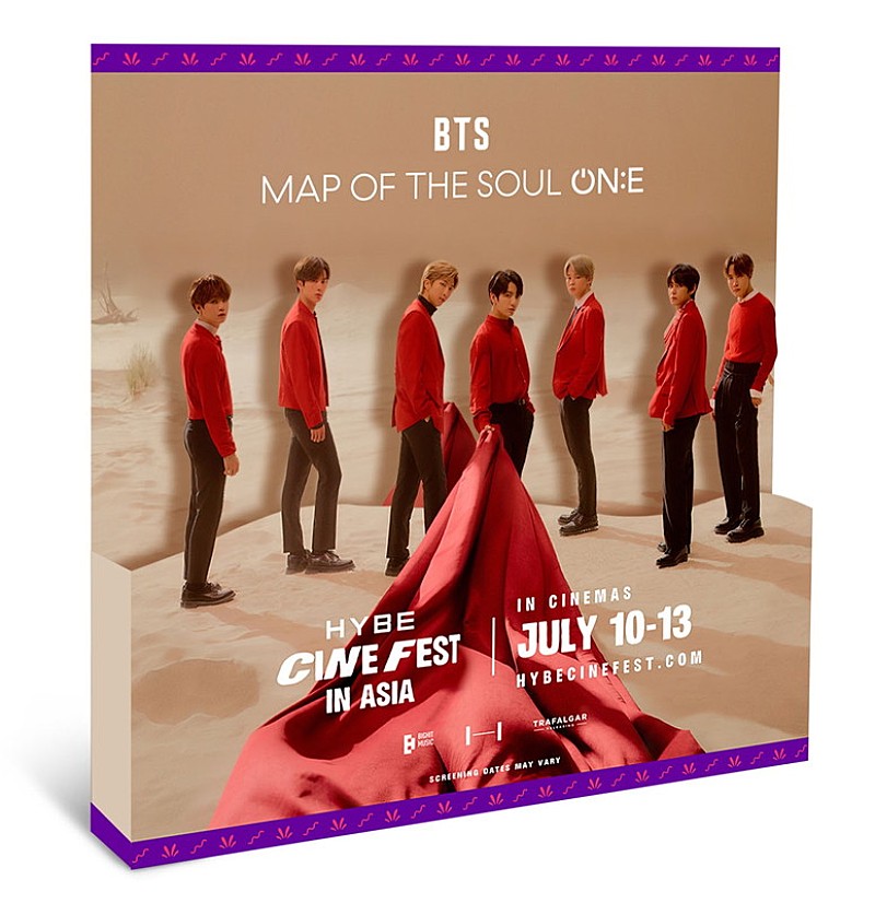 「『BTS MAP OF THE SOUL ON:E - HYBE CINE FEST IN ASIA』スタンディ」2枚目/7