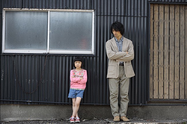 「「誘拐の日」“凛”永尾柚乃を守る“政宗”斎藤工が「カッコ良かった」　「凛が天才なのは“父の研究”に関係してる?」」1枚目/1