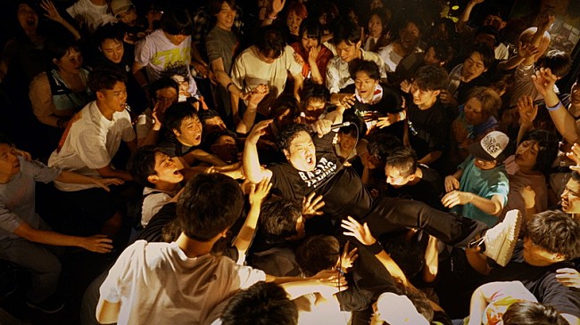 「『岡崎体育「Suffer」Music Video』」5枚目/6