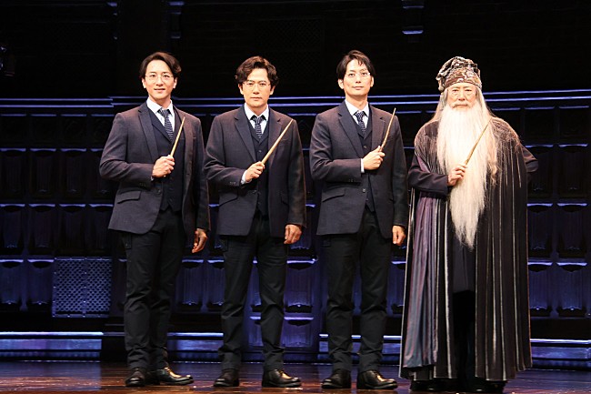 「稲垣吾郎、魔法修行は「大変だった」　ハリ－・ポッタ－役に「人間味あるハリ－を演じられたら」」1枚目/1