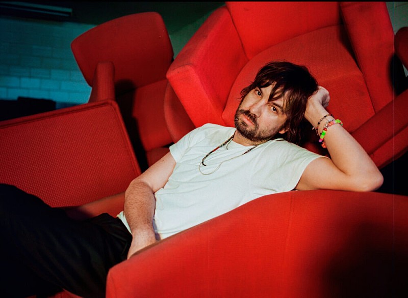 テーム・インパラ、ダンス・ミュージックの要素を大胆に取り入れた新曲「End of Summer」公開 