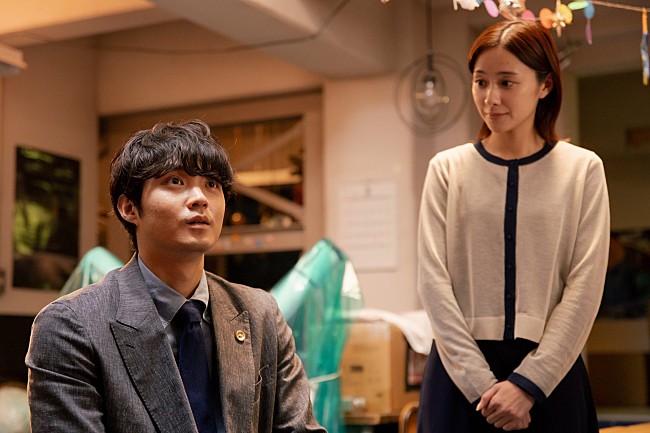 「「ぼくほし」“白鳥”磯村勇斗が学校内の盗撮事件に対応　「磯村勇斗のキャラが癒やしになる不思議なドラマ」」1枚目/1