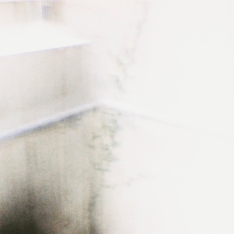 「Cuegee 配信シングル『too much / About time. I'm ready.』」2枚目/3